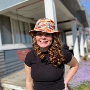 Meet your Posher, Hailey